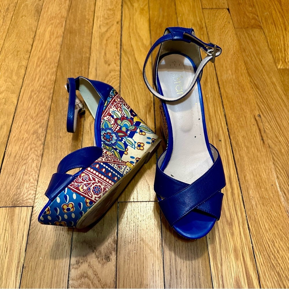 Wedge heels